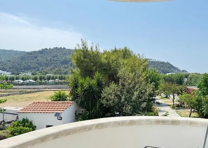 Maria E Διαμέρισμα *