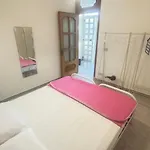 Maria E *
